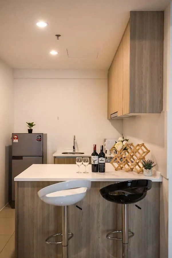 Love Come Home @ Sea View Suite 3Br For 10 Pax George Town 0*,
